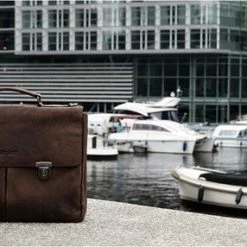 Kopen 🤩 DSTRCT Wall Street A4 Laptoptas -15,4 Inch - Zwart 😉 -tassen-dames Verkoop 550x286 2