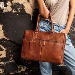 Flash-uitverkoop ❤️ Burkely Antique Avery Unisex Schoudertas 15,6'' Laptoptas - Cognac 🎁 -tassen-dames Verkoop 550x366 10