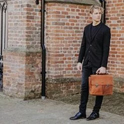 Kopen 🤩 DSTRCT Wall Street A4 Laptoptas -15,4 Inch - Zwart 😉 -tassen-dames Verkoop 550x366 21