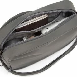 Groothandel π₯ PACSAFE Citysafe CX Square Crossbody ECONYL - Anti Diefstal Schoudertas - 3,2 L - Grijs (Storm) π€© 13 Groothandel π₯ PACSAFE Citysafe CX Square Crossbody ECONYL - Anti Diefstal Schoudertas - 3,2 L - Grijs (Storm) π€© -tassen-dames Verkoop 550x429 6