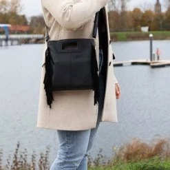 Top 10 π Merkloos VIQRI - Tassen - Tassen Dames - Crossbodytassen - Leer - Inclusief Schouderriem - Zwart - Zilver - Musthave β 8 Top 10 π Merkloos VIQRI - Tassen - Tassen Dames - Crossbodytassen - Leer - Inclusief Schouderriem - Zwart - Zilver - Musthave β -tassen-dames Verkoop 550x453 5