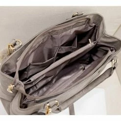 Beste Pirce 🤩 MinMin Nubuck Handtas Schoudertas Met Fluffy Pom Hanger - Khaki Met Blauwe Fluffy Pom 💯 -tassen-dames Verkoop 550x453 7