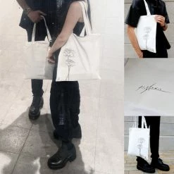 Gloednieuw ✨ Studio Align Hua Tote Bag – Schoudertas Met Rits – Handtas Met Vak Binnen - 100 % Katoenen Tas Roos Bloem Design – Totebag Katoen – Dames – Heren – Wit - Boodschappentas - Schooltas - Schooltas Meisje - Schooltas Jongen 💯 -tassen-dames Verkoop 550x550 123