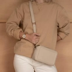 Aanbiedingen 😀 Violet Hamden Essential Bag Dames Crossbody Tas Kunstleer - Beige 🥰 -tassen-dames Verkoop 550x550 232