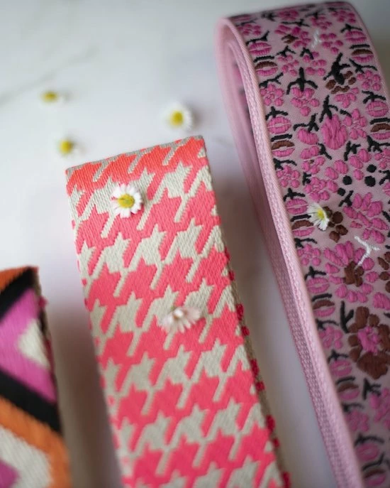 Top 10 β Accessories Junkie Amsterdam Noelia Bagstrap- Schouderband- Tassenriem- Verstelbaar- Tassenhengsel- Cadeau- Nieuwste Trends- Trendy- Polyester- Aztec- 5cm- Beige/oranje/fuchsia/zwart π 2 Top 10 β Accessories Junkie Amsterdam Noelia Bagstrap- Schouderband- Tassenriem- Verstelbaar- Tassenhengsel- Cadeau- Nieuwste Trends- Trendy- Polyester- Aztec- 5cm- Beige/oranje/fuchsia/zwart π - Afbeelding 2