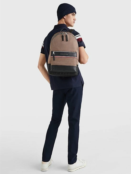 Groothandel π₯ Tommy Hilfiger Rugzak / Rugtas / π Backpack - 1985 - Taupe π 2 Groothandel π₯ Tommy Hilfiger Rugzak / Rugtas / π Backpack - 1985 - Taupe π - Afbeelding 2