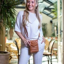 Beste recensies van 🤩 Chabo Bags & More Chabo Bags - Valencia Padded Phone Bag - Telefoontasje - Crossoverbag - Leer - Zwart 🤩 -tassen-dames Verkoop 550x770 12