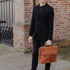 Kopen 🤩 DSTRCT Wall Street A4 Laptoptas -15,4 Inch - Zwart 😉 -tassen-dames Verkoop 550x825 7